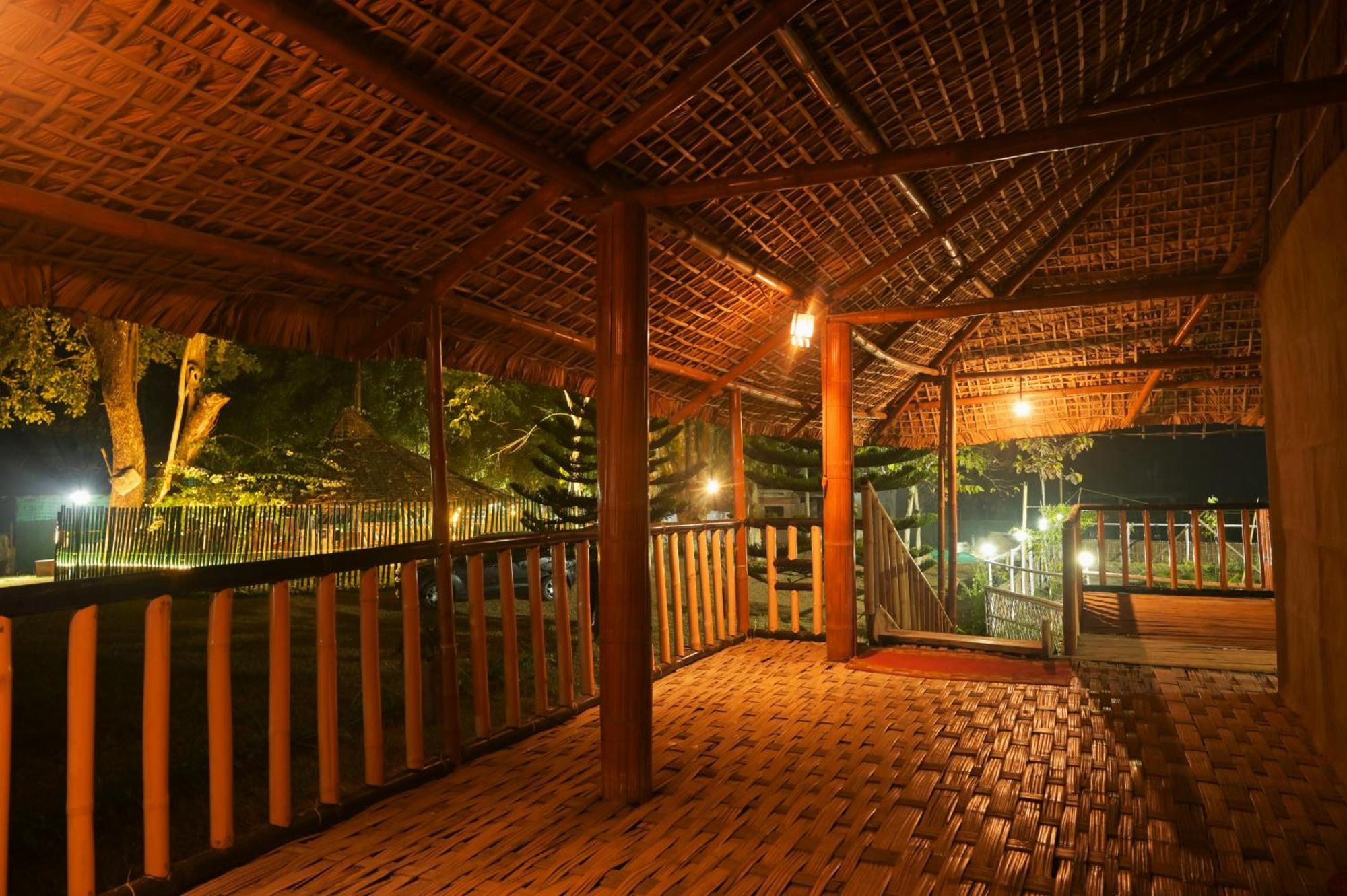 מלון Kāziranga Gorh Retreat מראה חיצוני תמונה